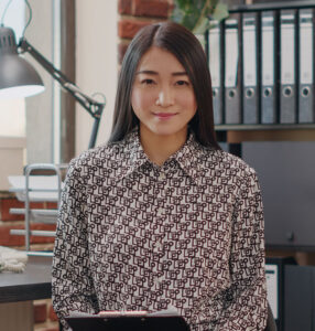 pov-of-business-woman-talking-on-video-call-in-off-4LUUPWJ.jpg